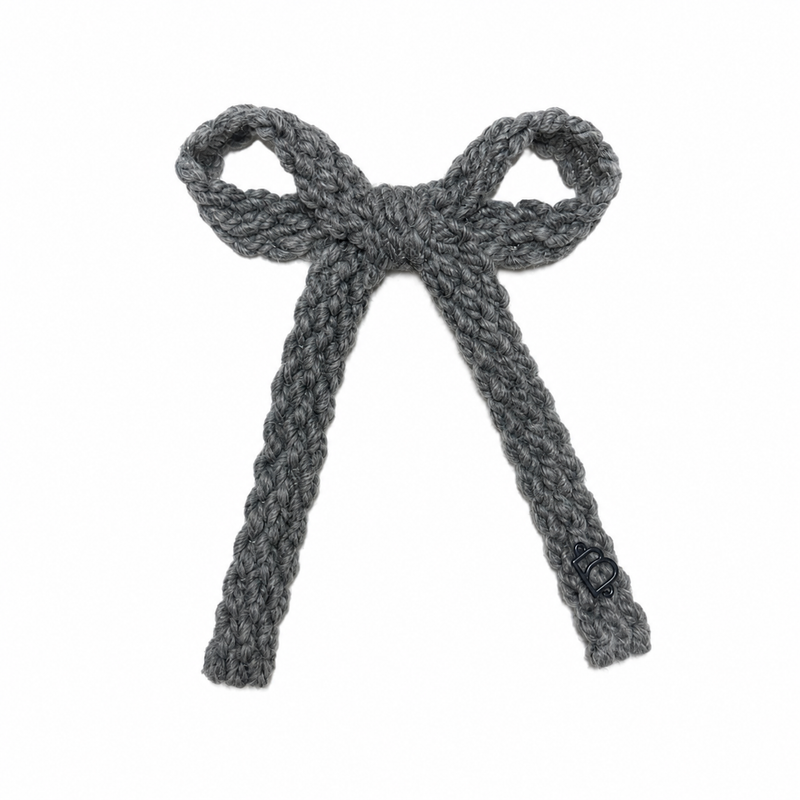 Textured Woolen Braid Medium Bow Clip - Gray