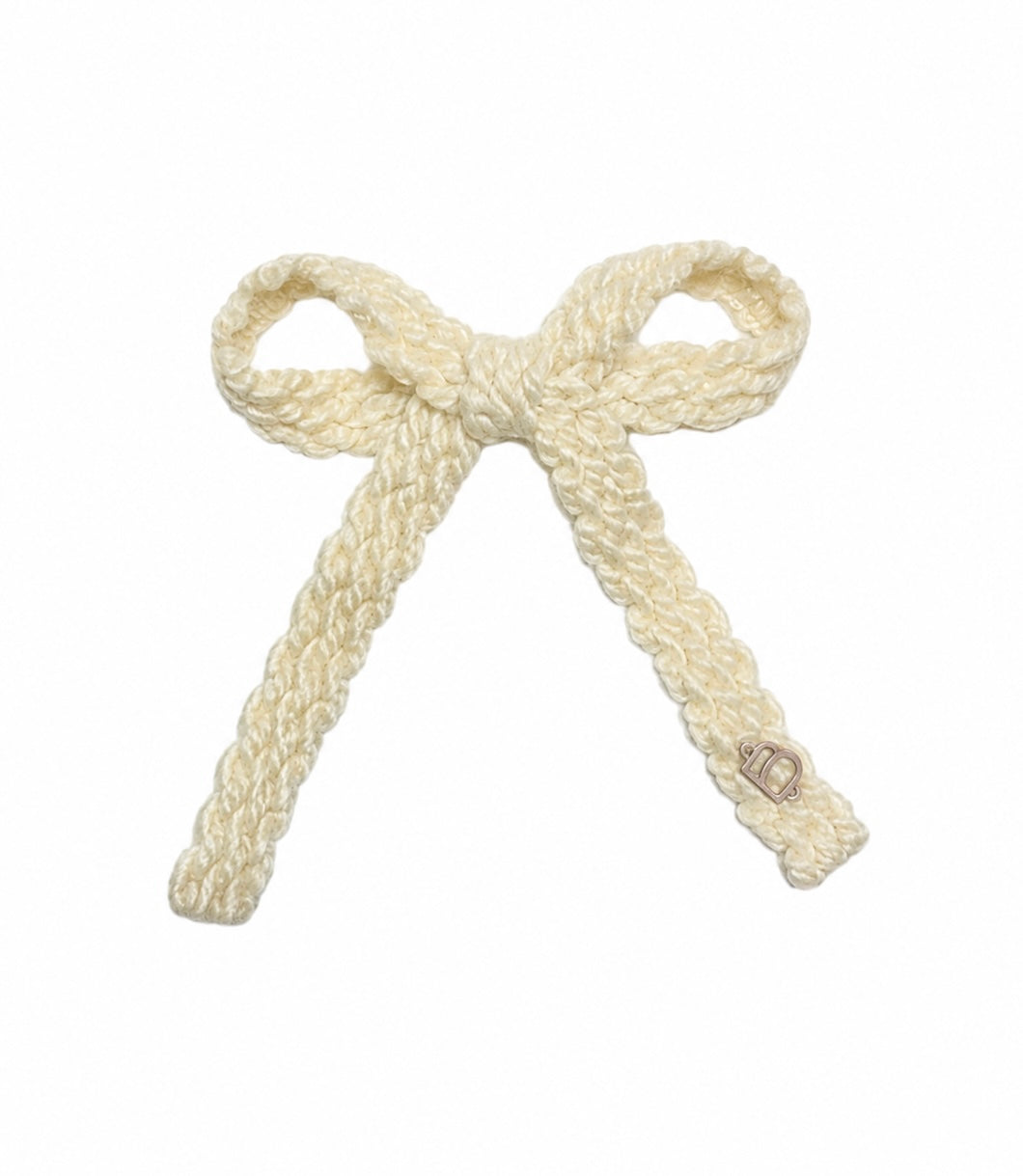 Textured Woolen Braid Medium Bow Clip - Cream