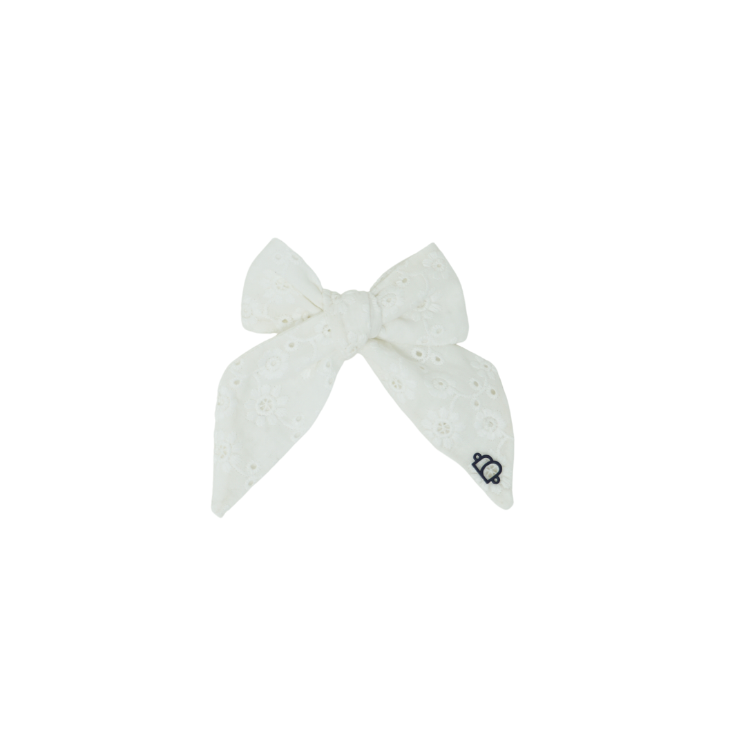 Perforated Floral Lace Small Bow Clip